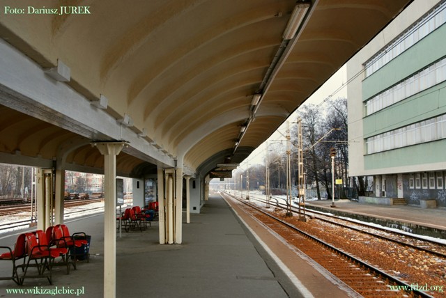 Plik:Sosnowiec Dworzec Kolejowy Sosnowiec Główny 010.JPG