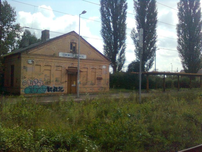 Plik:Sosnowiec kazimierz dworzecpkp.jpg