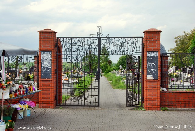 Plik:Sosnowiec Milowice cmentarz katolicki 001.JPG
