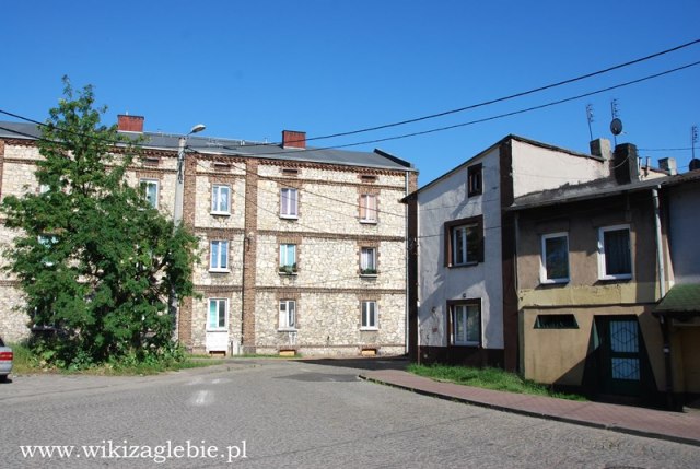 Plik:Sosnowiec Osiedle Kamienice 008.JPG