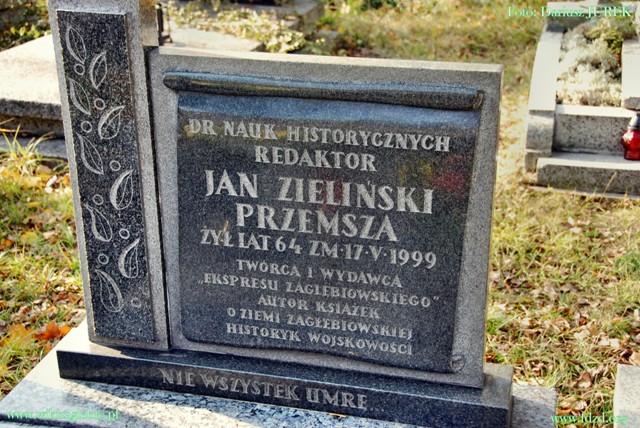 Plik:Sosnowiec Cmentarz prawosławny ul. Smutna 030 Zieliński.JPG