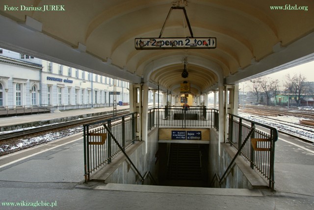 Plik:Sosnowiec Dworzec Kolejowy Sosnowiec Główny 012.JPG