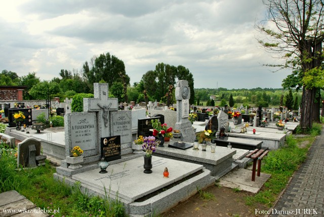 Plik:Sosnowiec Milowice cmentarz katolicki 004.JPG