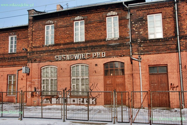 Plik:Dworzec kolejowy Sosnowiec Południowy 05.JPG