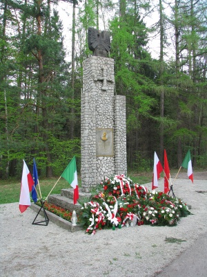 Pomnik pod Krzykawką.JPG