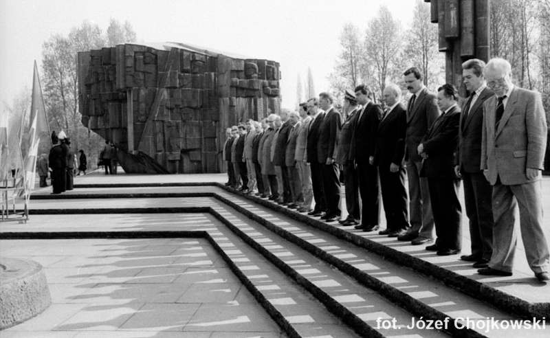 Plik:Sosnowiec 1 maja1988-0008.jpg