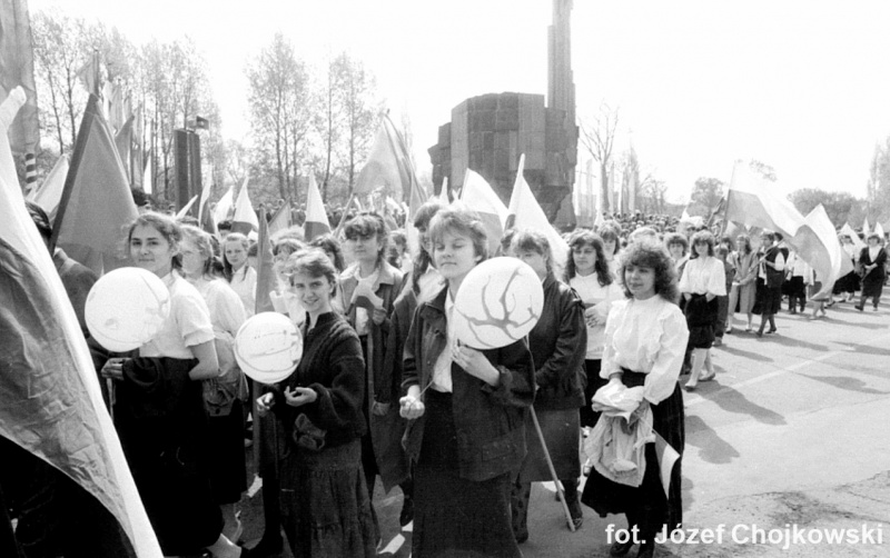 Plik:Sosnowiec 1 maja1988-0024.jpg