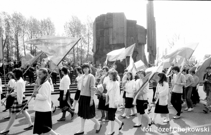 Plik:Sosnowiec 1 maja1988-0031.jpg