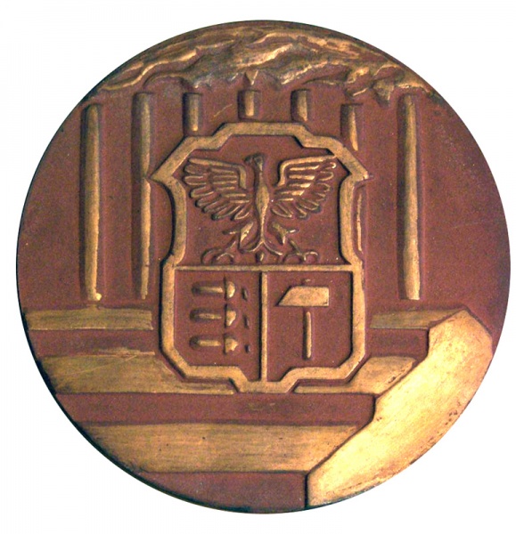 Plik:Medal--Huta-Dzierżyńskiego--za-wysługę-lat-Dąbrowa-Górnicz-2.jpg