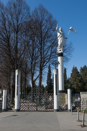 Cmentarz katolicki w Bedzine-Malobadzu-0004.jpg