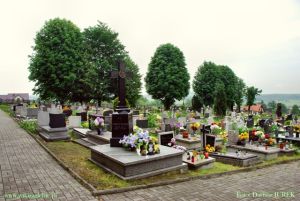 Sączów cmentarz katolicki 004.JPG