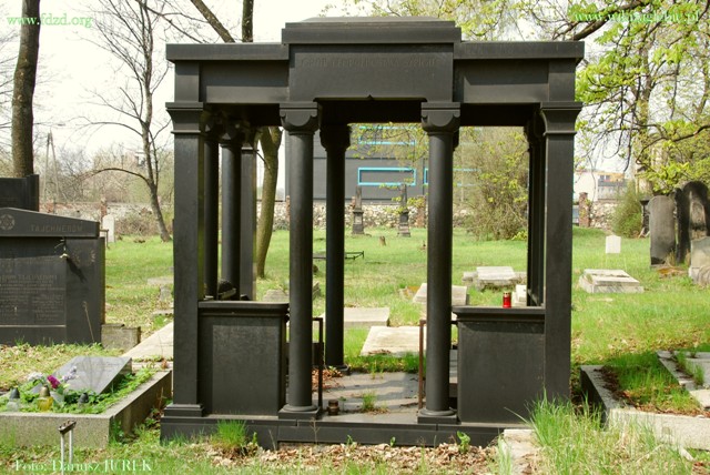 Plik:Sosnowiec Cmentarz żydowski 016.JPG