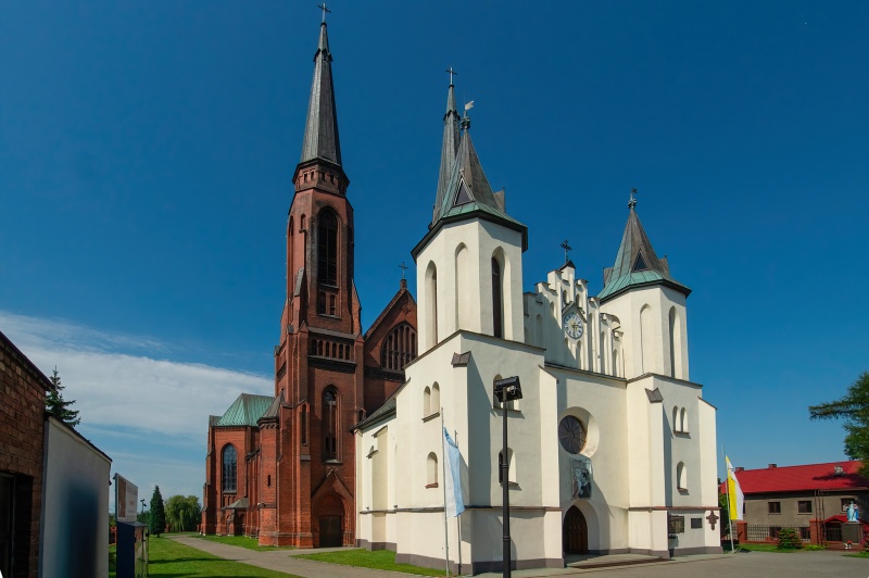 Plik:Kościół sw Joachima w Zagórzu w Sosnowcu.jpg