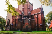 Sosnowiec Pogoń - Kościół Św Tomasza - wiodk od ulicy Mariackiej.jpg