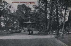 Sosnowiec - ogrodek przy restauracji w parku Mauvego 1917.jpg