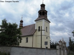 Kościół parafialny p.w. św. Mikołaja.